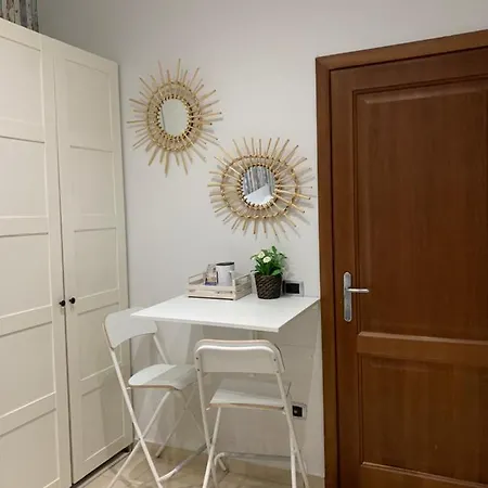 فندق مبيت وإفطار Convitalia نابولي