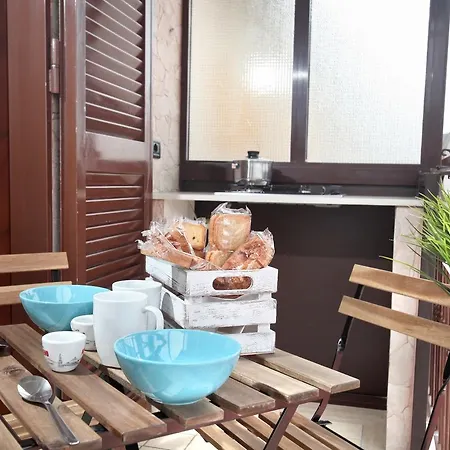 فندق مبيت وإفطار Convitalia نابولي